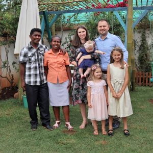 Vești din Madagascar – Familia Popa